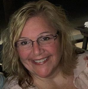 Meet your Posher, Angie